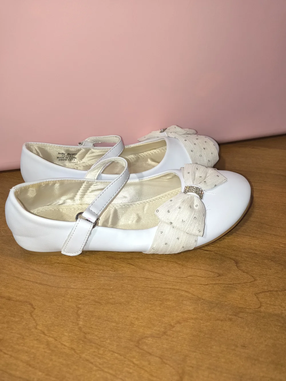 Jelly Beans White Girls' Dress Shoes with Bow